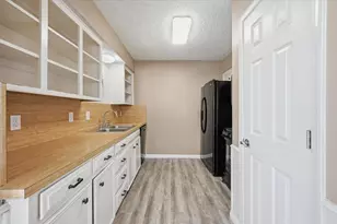 2247 Spanish Trail, Arlington, TX 76013 - Photo 10