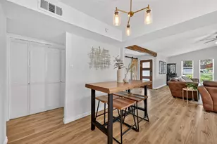 1025 Bellflower Dr, Carrollton, TX 75007 - Photo 14