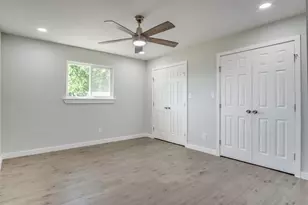 107 N Cherry Ln, Granbury, TX 76048 - Photo 14