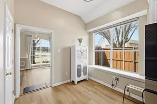 9436 Ponderosa Trail, Irving, TX 75063 - Photo 8