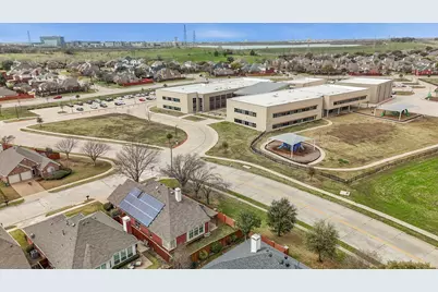 9436 Ponderosa Trail, Irving, TX 75063 - Photo 36