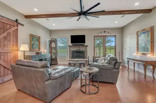 129 Whiskey Rnch Rd, Runaway Bay, TX 76426 - Photo 8