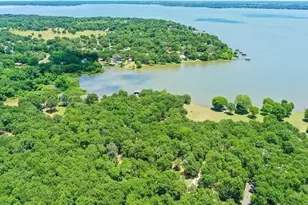 911 Louis Ln, Seven Points, TX 75143 - Photo 1