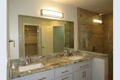 1026 Thomas Street, Denton, TX 76201 - Photo 22