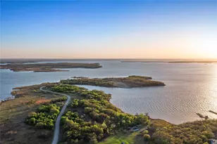 14062 Ladbroke St, Pilot Point, TX 76258 - Photo 6