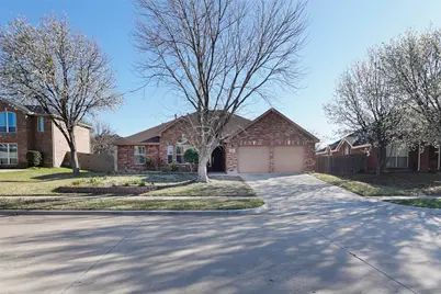 204 Village Trail, Trophy Club, TX 76262 - Photo 2
