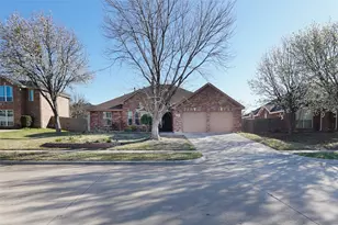 204 Village Trail, Trophy Club, TX 76262 - Photo 2