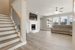 204 Village Trail, Trophy Club, TX 76262 - Photo 6