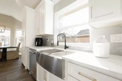 204 Village Trail, Trophy Club, TX 76262 - Photo 12