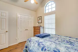 841 Sierra Vista Dr, Burleson, TX 76028 - Photo 28