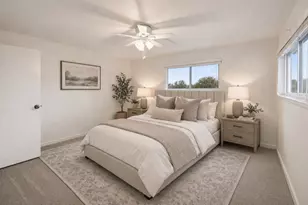 930 Shady Creek Ln, Bedford, TX 76021 - Photo 22