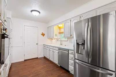 7844 Fairway Road, Woodway, TX 76712 - Photo 14