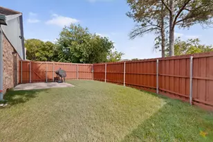 9404 Pinehaven Dr, Dallas, TX 75227 - Photo 34