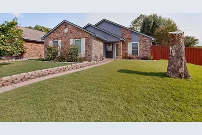 9404 Pinehaven Drive, Dallas, TX 75227 - Photo 2