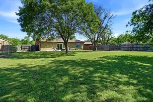 2358 Honeycomb Ct, Fort Worth, TX 76131 - Photo 22