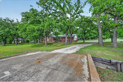 745 Carol Lane, Burleson, TX 76028 - Photo 38