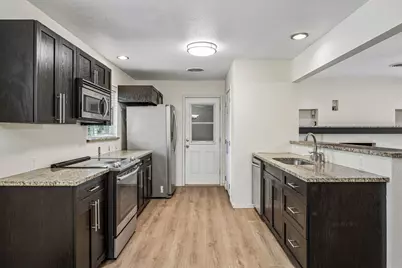 740 Joanna Drive, Hurst, TX 76053 - Photo 6