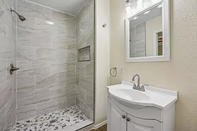 740 Joanna Drive, Hurst, TX 76053 - Photo 16