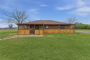 132 Crowley Ln, Mineral Wells, TX 76067 - Photo 20