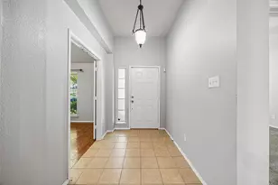 11361 Clover Knoll Dr, Frisco, TX 75035 - Photo 2