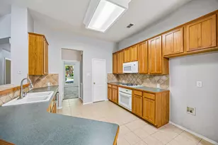 11361 Clover Knoll Dr, Frisco, TX 75035 - Photo 12