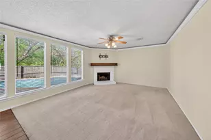 2412 Avalon Creek Way, McKinney, TX 75071 - Photo 8