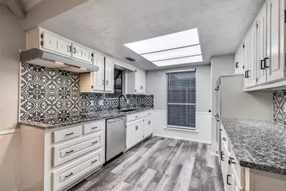 411 Fireside Drive, Richardson, TX 75081 - Photo 8