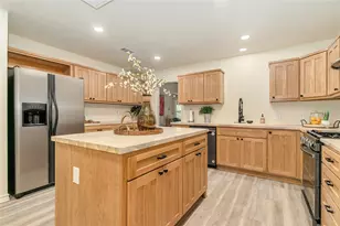 6212 Westover Dr, Granbury, TX 76049 - Photo 12