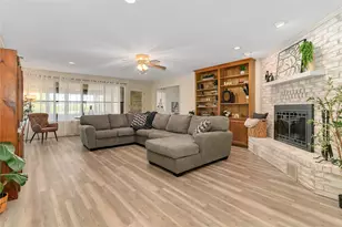 6212 Westover Dr, Granbury, TX 76049 - Photo 2