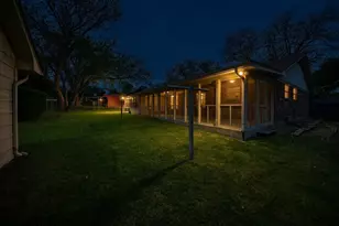 810 Hilltop Dr, Weatherford, TX 76086 - Photo 18