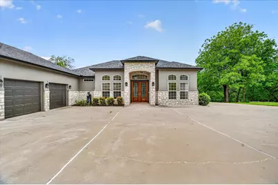 9704 Ravenswood Road, Granbury, TX 76049 - Photo 12