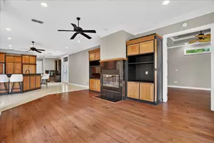 9704 Ravenswood Rd, Granbury, TX 76049 - Photo 4