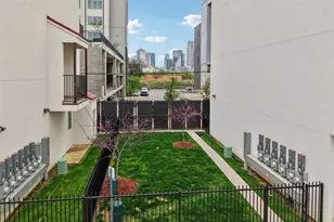 1775 Novela Wy, Dallas, TX 75215 - Photo 32