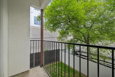 1775 Novela Way, Dallas, TX 75215 - Photo 8