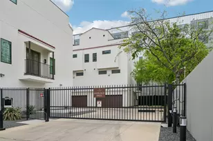 1775 Novela Wy, Dallas, TX 75215 - Photo 34