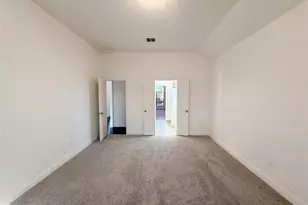 3717 Dutch Iris Ln, Forest Hill, TX 76140 - Photo 4