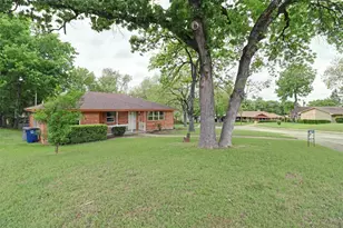 1245 Whispering Ct, Dallas, TX 75241 - Photo 2