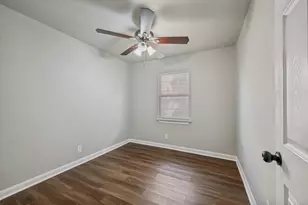 1913 San Antonio St, Grand Prairie, TX 75051 - Photo 26