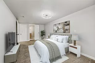 1913 San Antonio St, Grand Prairie, TX 75051 - Photo 14