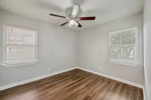 1913 San Antonio St, Grand Prairie, TX 75051 - Photo 28
