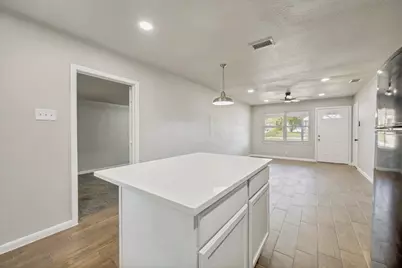 1913 San Antonio Street, Grand Prairie, TX 75051 - Photo 18
