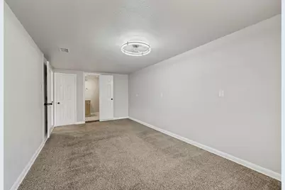 1913 San Antonio Street, Grand Prairie, TX 75051 - Photo 20