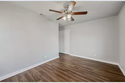 1913 San Antonio Street, Grand Prairie, TX 75051 - Photo 24