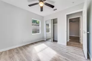 2605 Greenhurst Dr, Farmers Branch, TX 75234 - Photo 16