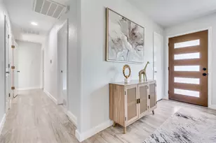 2605 Greenhurst Dr, Farmers Branch, TX 75234 - Photo 4