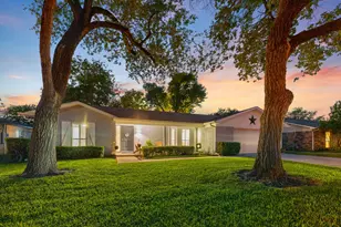 3713 Holland Dr, North Richland Hills, TX 76180 - Photo 2