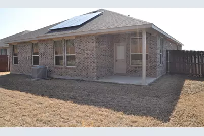 303 Ferriday Street, Glenn Heights, TX 75154 - Photo 18