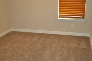 303 Ferriday St, Glenn Heights, TX 75154 - Photo 6