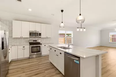 2201 Willow Creek Drive, Little Elm, TX 75068 - Photo 6