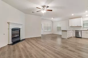 806 Brittany Dr, Anna, TX 75409 - Photo 4